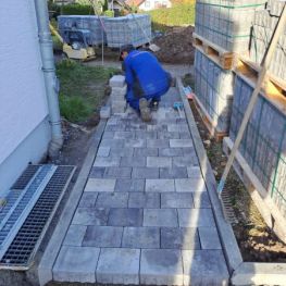 Pflasterarbeiten (3).jpg